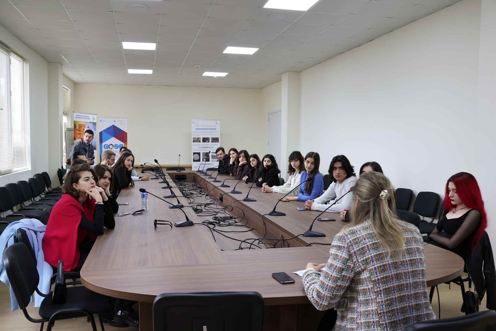 ვიზიტი სოფლის მეურნეობის სახელმწიფო ლაბორატორიაში